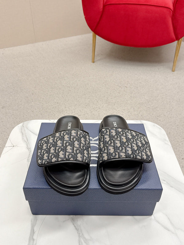 CD Aqua Sandals Beige Black Oblique Jacquard Frabic 476664