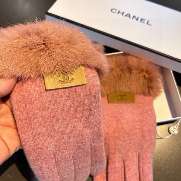 GLOVES IN FLAMINGO PINK WOOL AND RABBIT FUR 420534