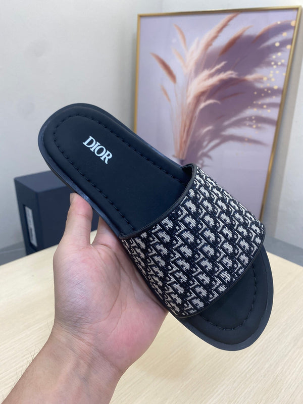 CD SLIDE ALIDAS SLIPPER JACQUARD NERO E BIANCO