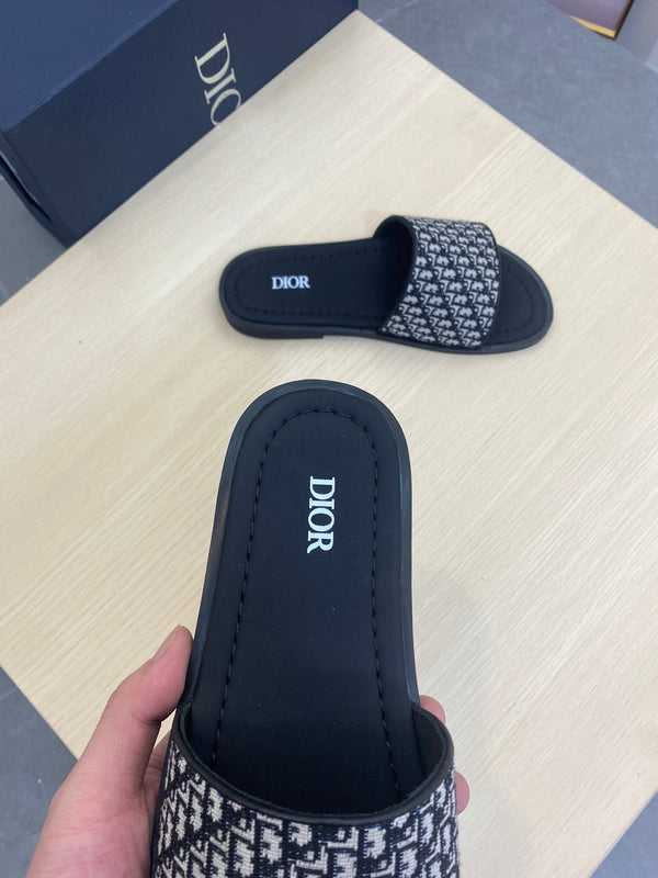 CD SLIDE ALIDAS SLIPPER JACQUARD NERO E BIANCO