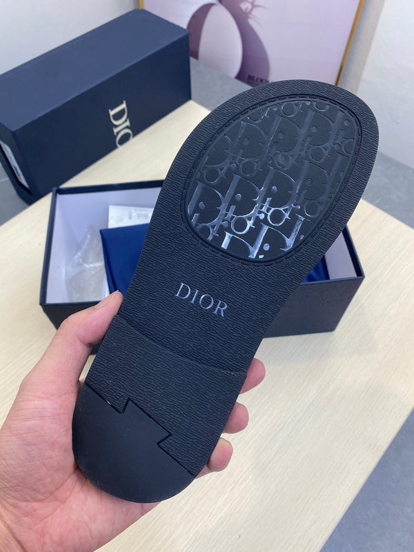 CD SLIDE ALIDAS SLIPPER IN PELLE DI VITELLO MARTELLATA NERA