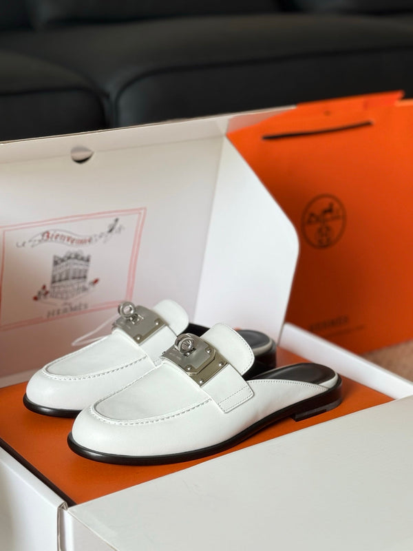 HM Hot Slip-on White Cafskin 531374