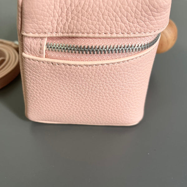 EXTRA POCKET L12 IN PELLE DI VITELLO ROSA PASTELLO CON FERRAMENTA ARGENTO