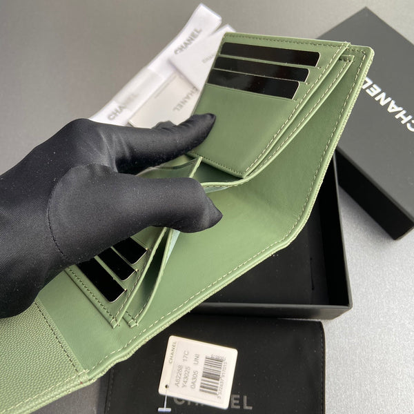 CC 82288 Classic Flap Wallet Olive Green Caviar GHW 229896