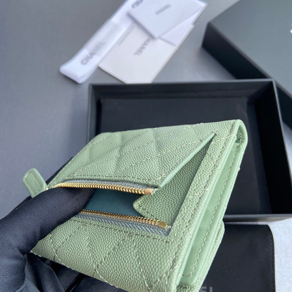 CC 82288 Classic Flap Wallet Olive Green Caviar GHW 229896