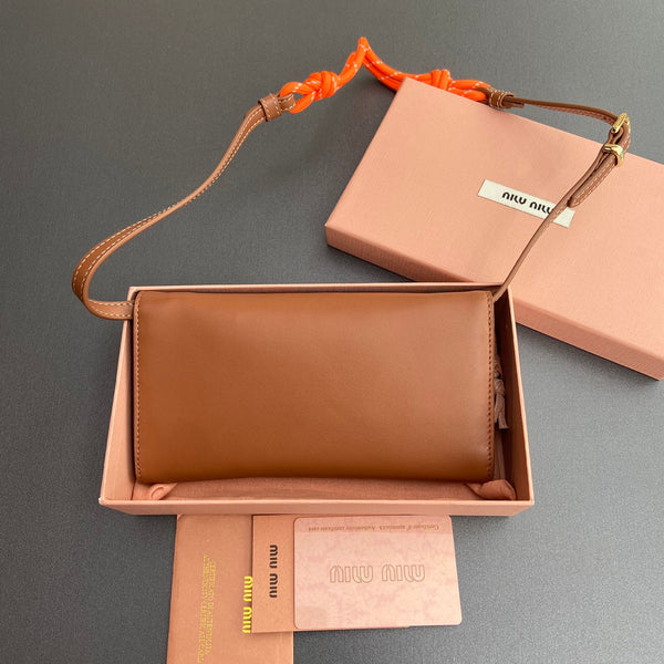 Miu Logo Wallet On A Chain 19 Lettering Cognac Calfskin 240409