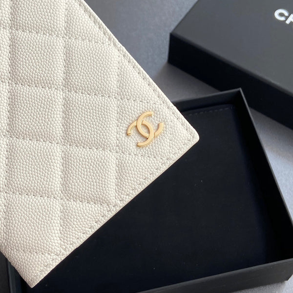 CC Passport Holder White Caviar 234705