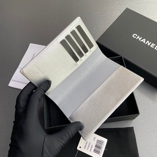 CC Passport Holder Sliver Sheepskin 234709