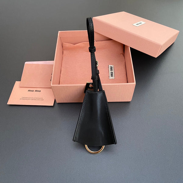 Leather Bag Charm With Key Black Calfskin 240335