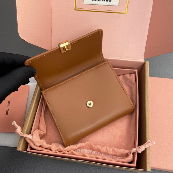 WALLET 12 IN SANTA FE BROWN SMOOTH CALFSKIN GOLD HARDWARE