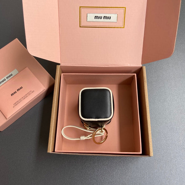 Trick Leather Keyring Black White 240151