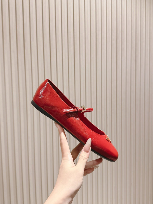 PRA 25s Ballet Flats with Small Buckle Red Shiny Cowhide 449712