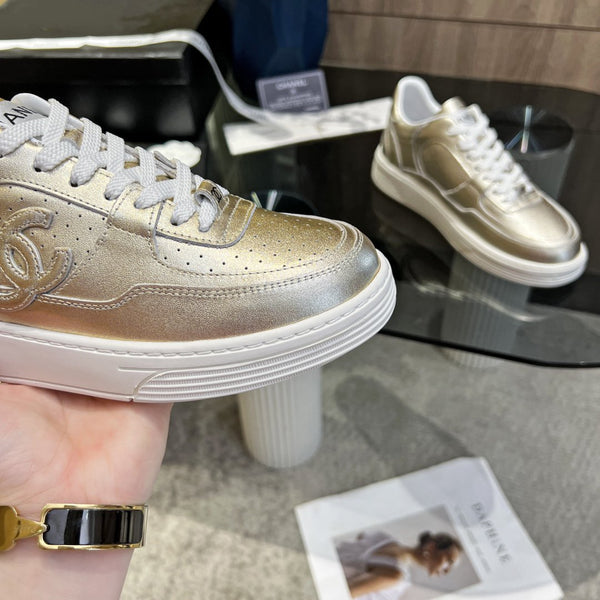 cc sneaker gold metalic calfskin white tpu