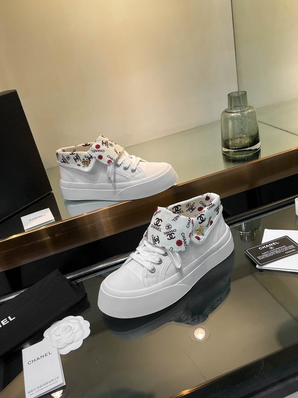 CC 25SS Biscuit Shoes 50mm White Canvas 413825