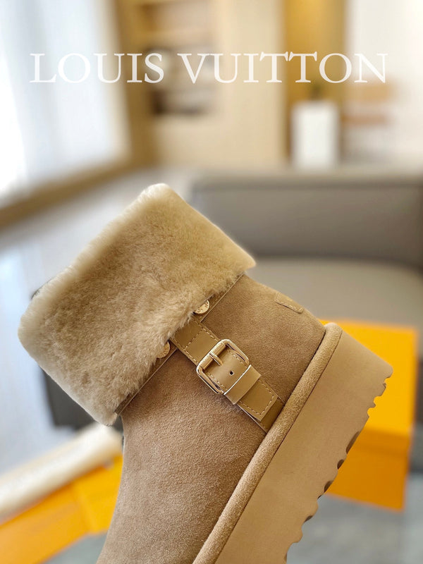 Stivaletto con plateau LV Aspen in pelle scamosciata beige