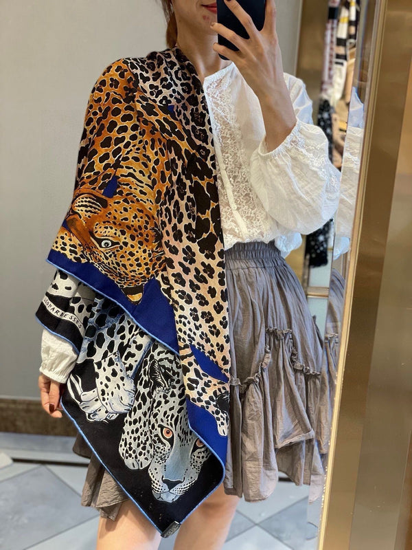 Lazy Leopardesses Scarf 110 CM In Colorful Cashmere Silk 311600