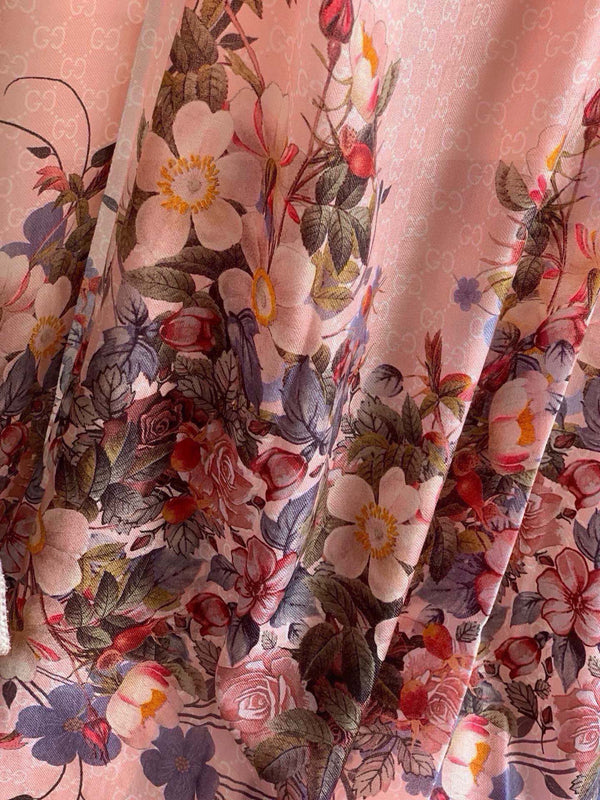 SCIARPA 200 CM IN CASHMERE ROSA CIPRIA CON FIORE COLORATO 405253