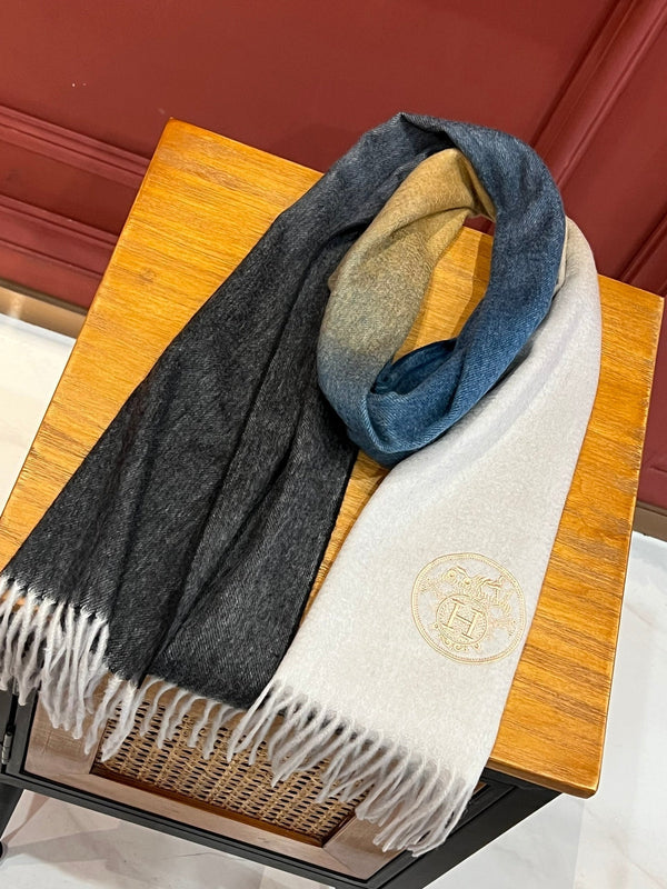 Scarf 190 CM In White Beige Mix Black Blue Cashmere