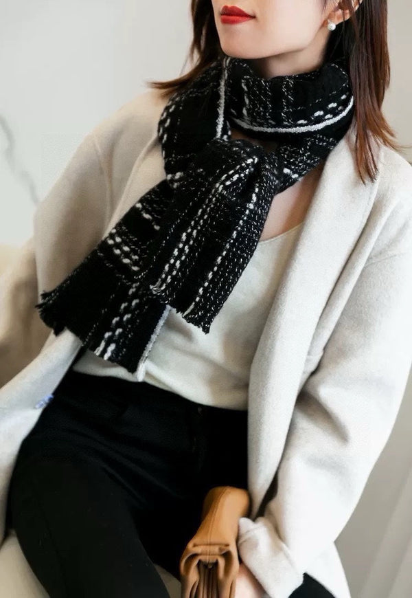 CC Scarf 200 CM In Black With White Stripes Cashmere 415342