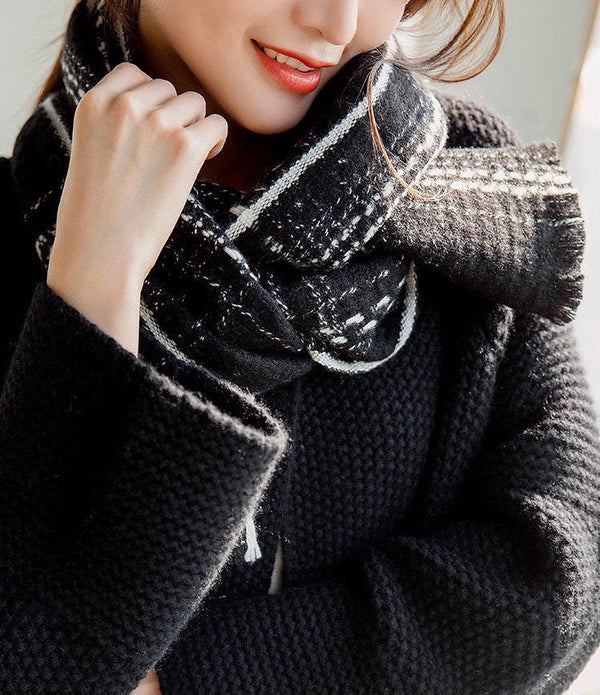 CC Scarf 200 CM In Black With White Stripes Cashmere 415342