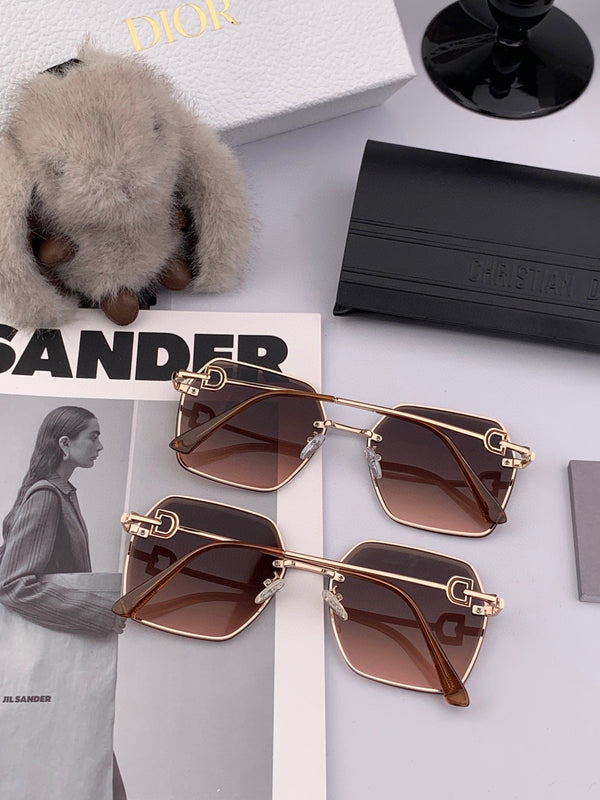 OCCHIALI DA SOLE MONTAIGNE CD3022 IN METALLO MARRONE