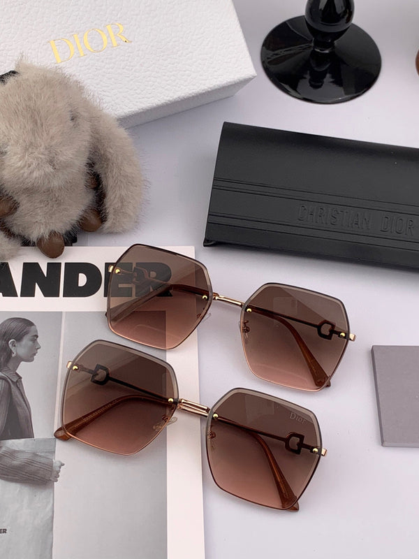 OCCHIALI DA SOLE MONTAIGNE CD3022 IN METALLO MARRONE