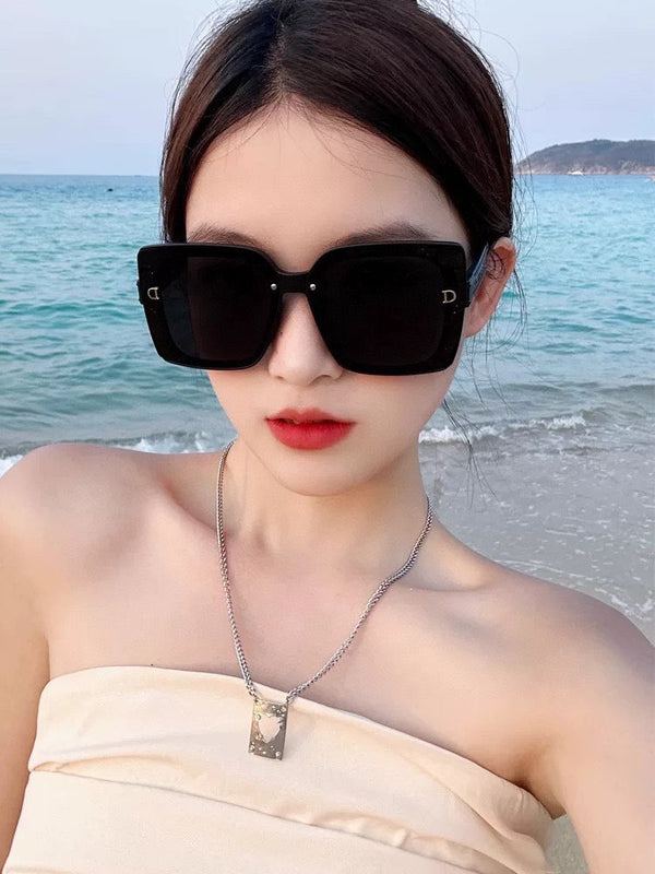 OCCHIALI DA SOLE MONTAIGNE D4292 IN ACETATO