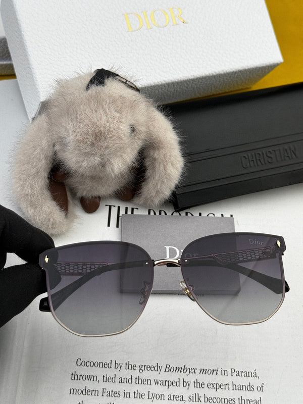 OCCHIALI DA SOLE MONTAIGNE CD8640 IN METALLO