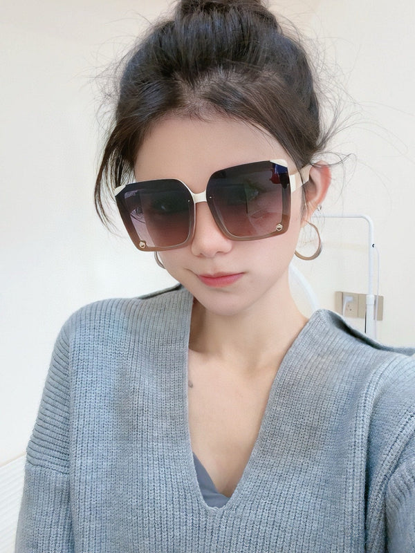 OCCHIALI DA SOLE MONTAIGNE D7191 IN ACETATO