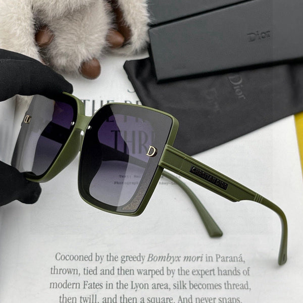 OCCHIALI DA SOLE MONTAIGNE CD1615 IN ACETATO