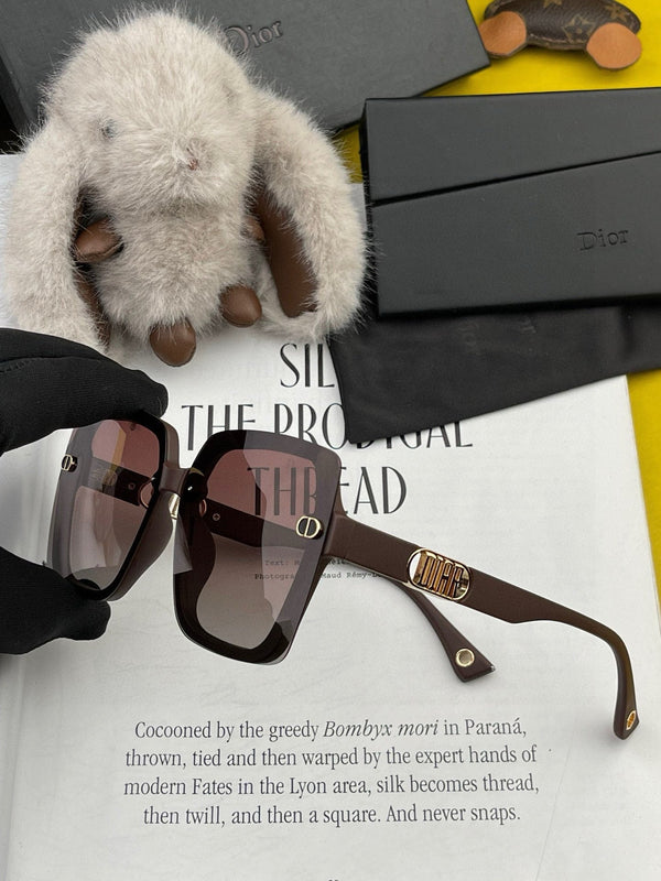 OCCHIALI DA SOLE MONTAIGNE CD5610 IN ACETATO