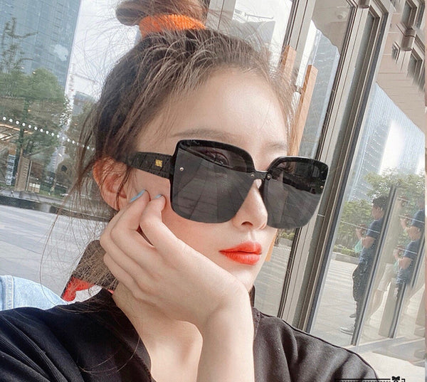 OCCHIALI DA SOLE MONTAIGNE CD0822 IN ACETATO