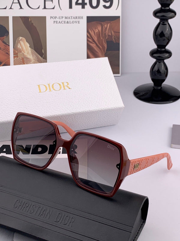 OCCHIALI DA SOLE MONTAIGNE CD0822 IN ACETATO