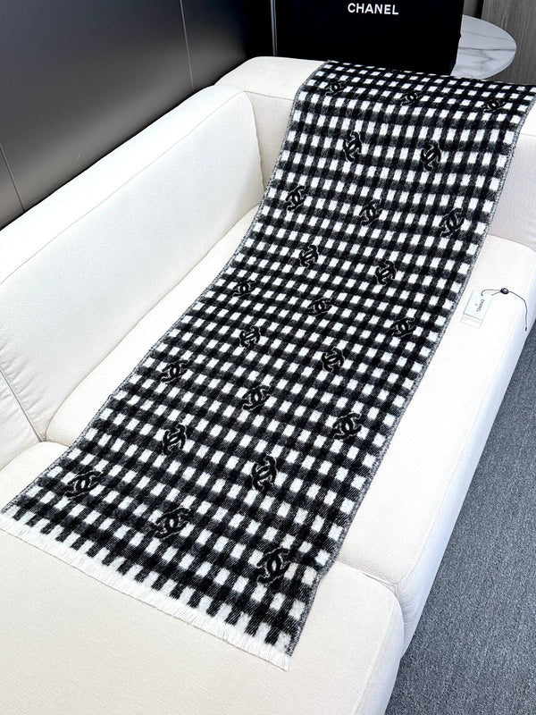 SCIARPA 190 CM IN MISTO NERO BIANCO CARO CASHMERE E LANA 390944