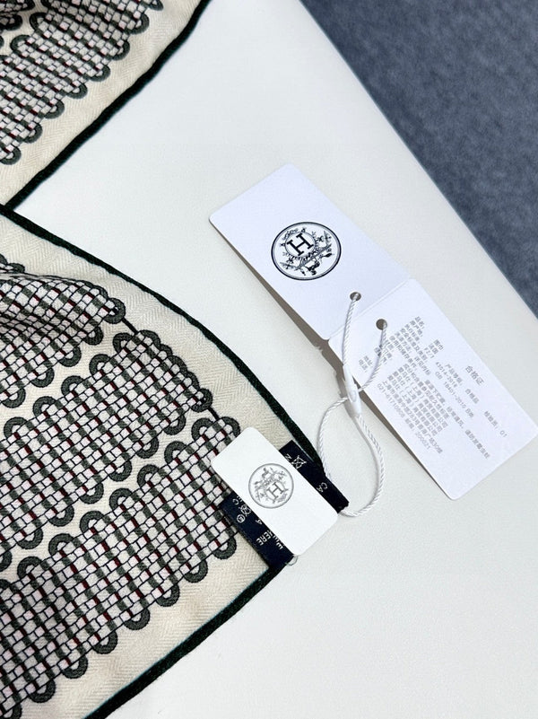 Scarf 140 CM In White Black Colorful Silk