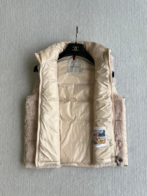Moncler 25 Down Vest Wool And Polyester 300046