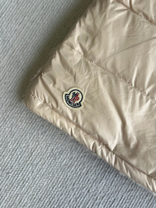 Moncler 25 Down Vest Wool And Polyester 300046