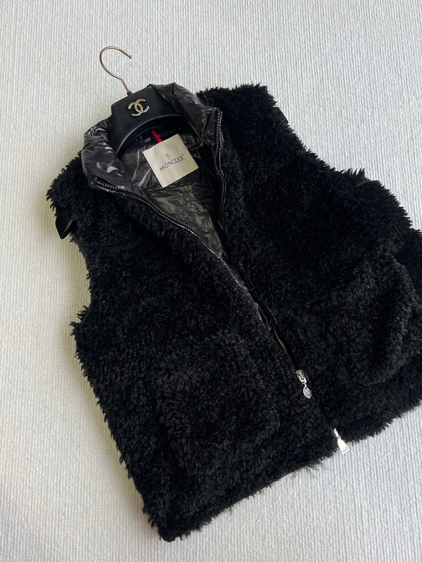 Moncler 25 Down Vest Wool And Polyester 300046