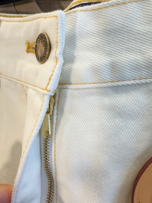 LV 25 Versatile Slimming Denim Shorts White Cotton