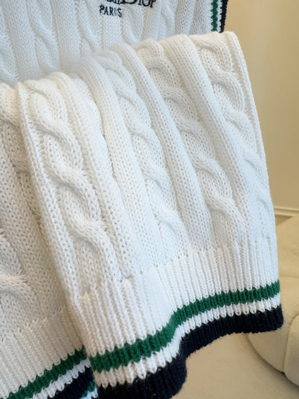 CD 25 V-neck Vest White Silk Cotton