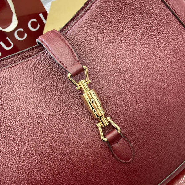 BORSA A TRACOLLA JACKIE GRANDE 40 IN PELLE DI VITELLO ROSSA BORDEAUX E FERRAMENTA ORO
