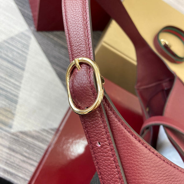 BORSA A TRACOLLA JACKIE GRANDE 40 IN PELLE DI VITELLO ROSSA BORDEAUX E FERRAMENTA ORO