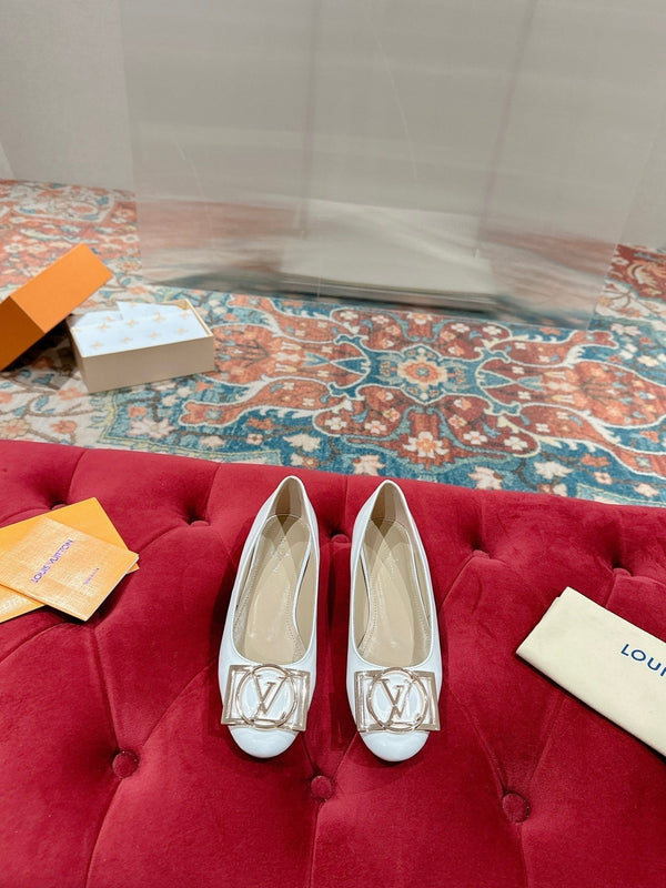LV Shake Flat Ballerina White Lambskin