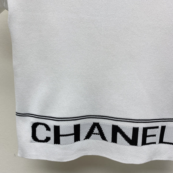 CC 25 Round Neck Knitted Embroidered Logo Top in White 277579