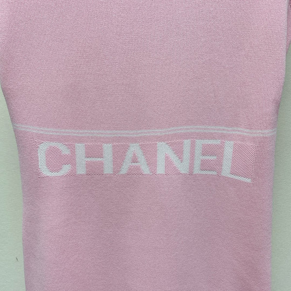 CC 25 Abito gilet in maglia con scollo rotondo e logo ricamato rosa 277583