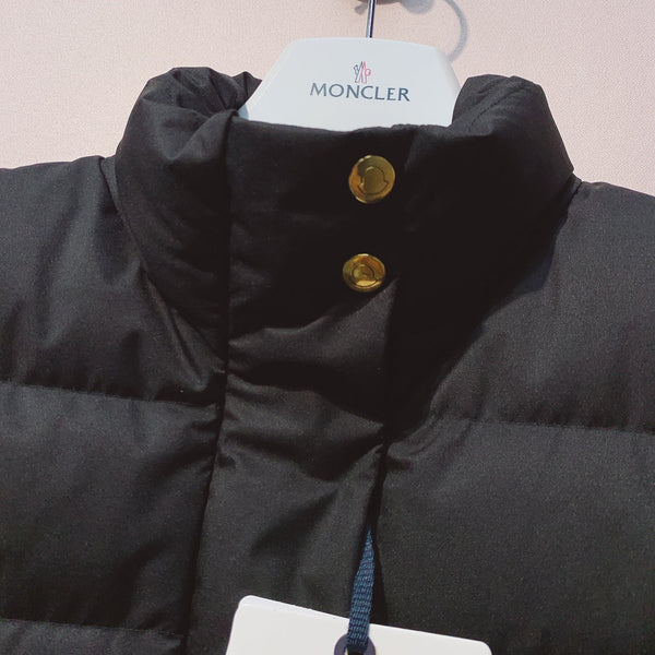 Moncler 25 Button-down Vest Black Polyester 293404