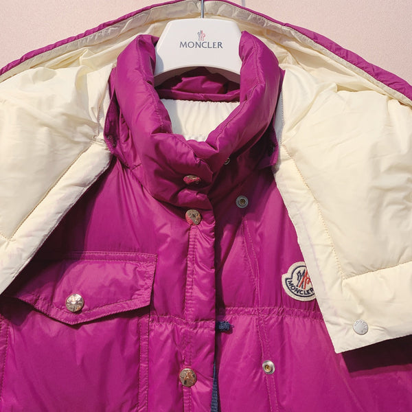 Moncler 25 Stand-up Collar Vest Polyester 296080