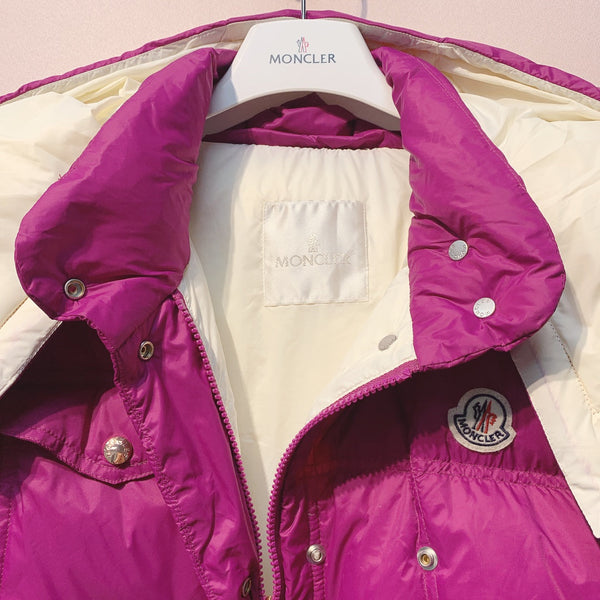 Moncler 25 Stand-up Collar Vest Polyester 296080