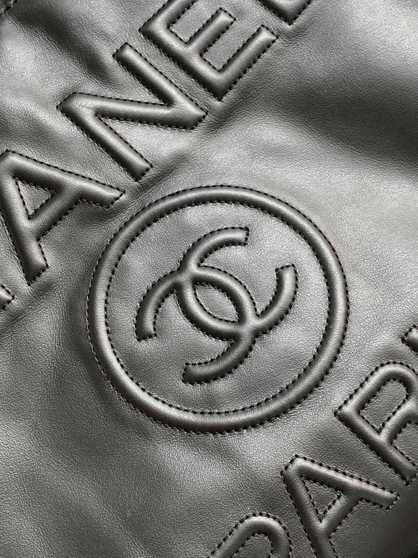 BORSA CC LARGE DEAUVILLE 38CM IN PELLE DI VITELLO NERA GHW