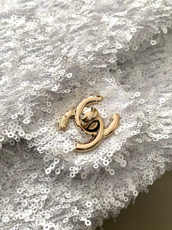 CC 25S Flap Bag 20cm White Fringed Sequin Calfskin